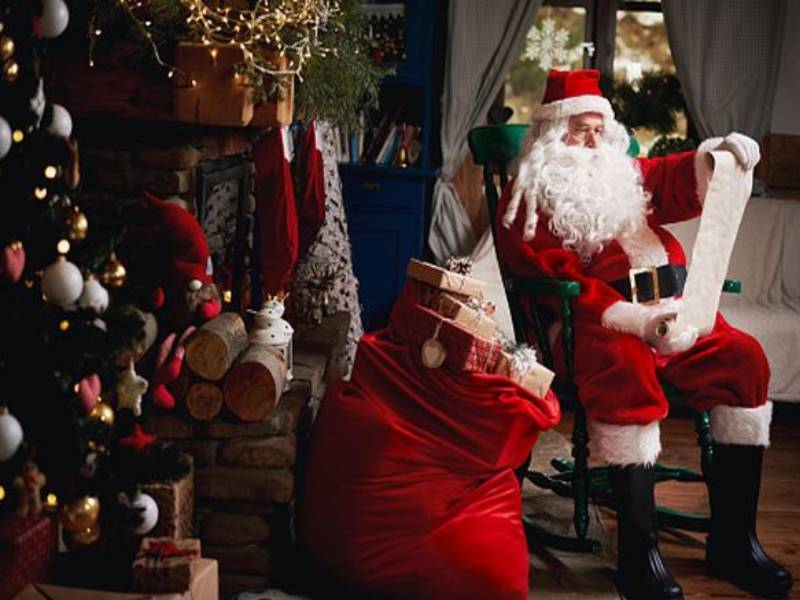 Columbia Visit with Santa at the Library