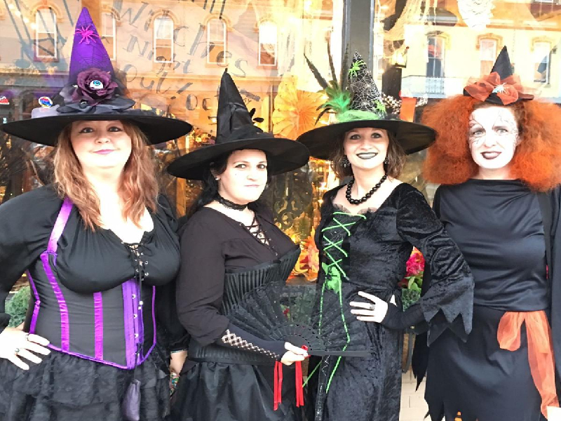 Columbia Witches Ghoulish Night Out