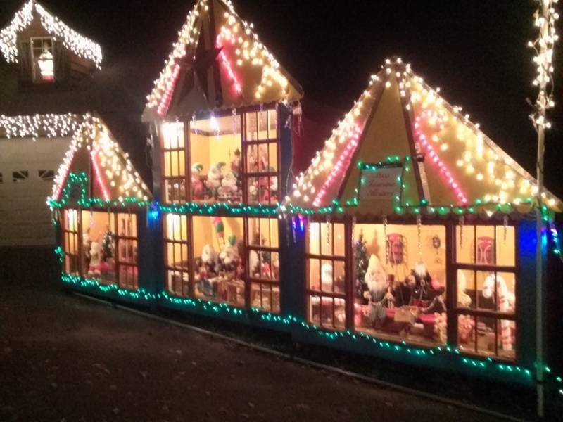 Light Displays Galore in Discover Downstate Illinois