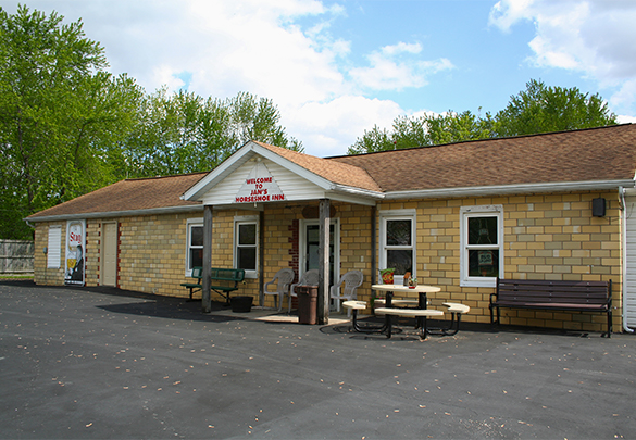 Jan's Horseshoe Inn