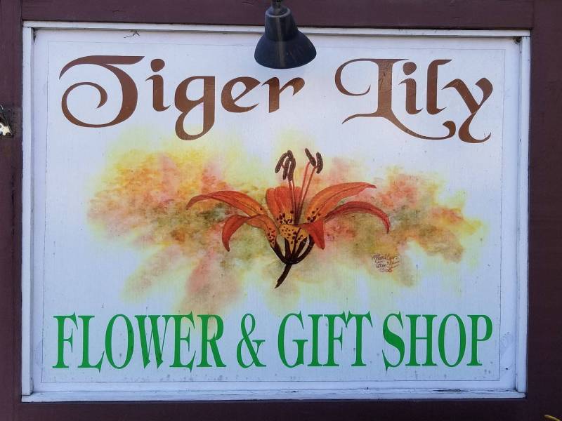 Venues in Southern Illinois The Tiger Lily Flower and Gift Shop