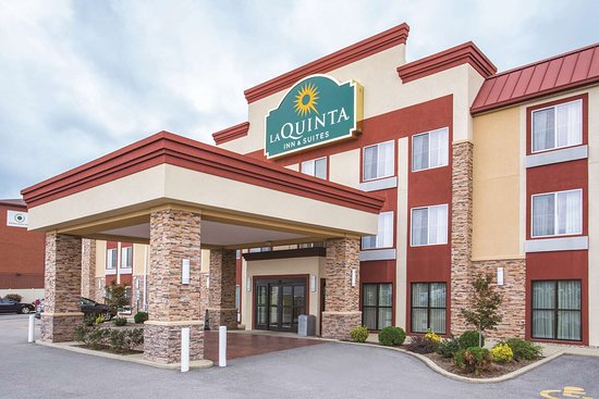 La Quinta Inn & Suites